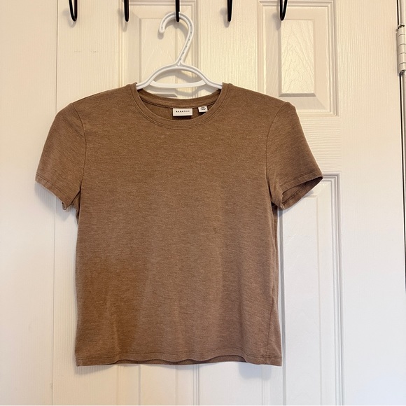 Aritzia babaton tee, 2xs - Picture 1 of 2
